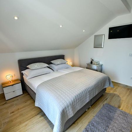 Cambi Lux Apartment Otok  ภายนอก รูปภาพ