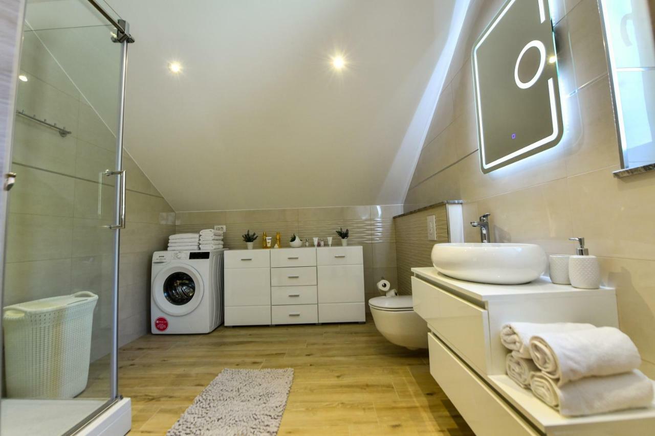 Cambi Lux Apartment Otok  ภายนอก รูปภาพ