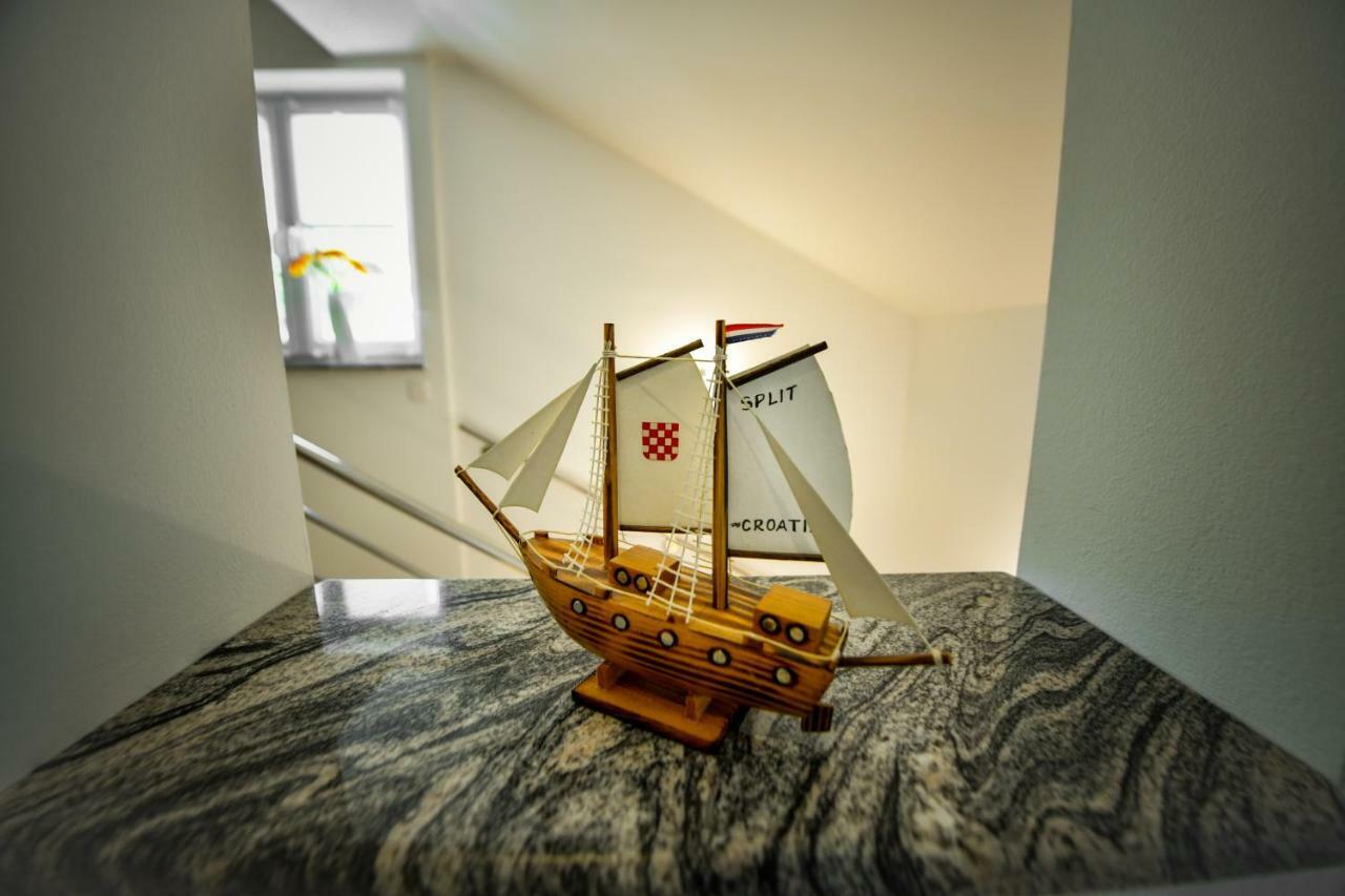 Cambi Lux Apartment Otok  ภายนอก รูปภาพ